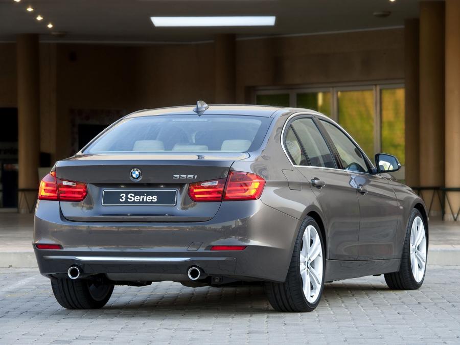  BMW 335i Sedan Luxury Line 2012 года  (ZA) (фото 8 из 14)